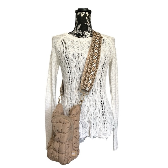 SIMPLY SOUTHERN Tan Quilted Crossbody Bottle/Tumbler Bag with Patterned … - Picture 1 of 6